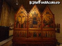 [P15] Nu rataţi Pinacoteca dacă mergeţi pe scurtătură! Cum ieşiţi de pe scările rulante mergeţi dreapta 20 m, apoi iar dreapta! Aici - Giotto - Tripticul Stefaneschi » foto by nickro
 - 
<span class="allrVoted glyphicon glyphicon-heart hidden" id="av226412"></span>
<a class="m-l-10 hidden" id="sv226412" onclick="voting_Foto_DelVot(,226412,10398)" role="button">șterge vot <span class="glyphicon glyphicon-remove"></span></a>
<a id="v9226412" class=" c-red"  onclick="voting_Foto_SetVot(226412)" role="button"><span class="glyphicon glyphicon-heart-empty"></span> <b>LIKE</b> = Votează poza</a> <img class="hidden"  id="f226412W9" src="/imagini/loader.gif" border="0" /><span class="AjErrMes hidden" id="e226412ErM"></span>