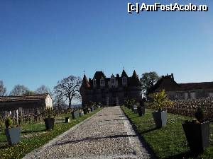 [P01] Domeniul Monbazillac, cunoscut prin vinul sau « dulceag »; castelul prezinta o arhitectura unica si originala, de pe vremea renascentista si ofera o panorama extraordinara spre valea Dordogne » foto by Alesana29
 - 
<span class="allrVoted glyphicon glyphicon-heart hidden" id="av516578"></span>
<a class="m-l-10 hidden" id="sv516578" onclick="voting_Foto_DelVot(,516578,10440)" role="button">șterge vot <span class="glyphicon glyphicon-remove"></span></a>
<a id="v9516578" class=" c-red"  onclick="voting_Foto_SetVot(516578)" role="button"><span class="glyphicon glyphicon-heart-empty"></span> <b>LIKE</b> = Votează poza</a> <img class="hidden"  id="f516578W9" src="/imagini/loader.gif" border="0" /><span class="AjErrMes hidden" id="e516578ErM"></span>