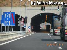 [P13] tunel pe autostrada din Bulgaria » foto by mirmicu
 - 
<span class="allrVoted glyphicon glyphicon-heart hidden" id="av272824"></span>
<a class="m-l-10 hidden" id="sv272824" onclick="voting_Foto_DelVot(,272824,10537)" role="button">șterge vot <span class="glyphicon glyphicon-remove"></span></a>
<a id="v9272824" class=" c-red"  onclick="voting_Foto_SetVot(272824)" role="button"><span class="glyphicon glyphicon-heart-empty"></span> <b>LIKE</b> = Votează poza</a> <img class="hidden"  id="f272824W9" src="/imagini/loader.gif" border="0" /><span class="AjErrMes hidden" id="e272824ErM"></span>