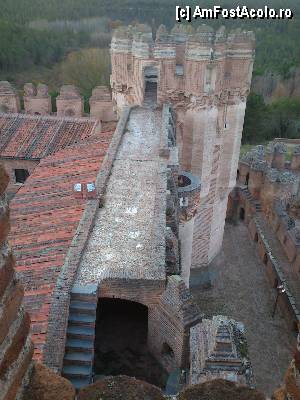 [P25] Castelul din Coca / Si-am ajuns sus, pe terasa...  » foto by alinaro
 - 
<span class="allrVoted glyphicon glyphicon-heart hidden" id="av387094"></span>
<a class="m-l-10 hidden" id="sv387094" onclick="voting_Foto_DelVot(,387094,10572)" role="button">șterge vot <span class="glyphicon glyphicon-remove"></span></a>
<a id="v9387094" class=" c-red"  onclick="voting_Foto_SetVot(387094)" role="button"><span class="glyphicon glyphicon-heart-empty"></span> <b>LIKE</b> = Votează poza</a> <img class="hidden"  id="f387094W9" src="/imagini/loader.gif" border="0" /><span class="AjErrMes hidden" id="e387094ErM"></span>