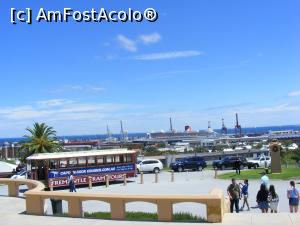 [P40] Western Australia - vehicolul «FREMANTLE TRAM TOUR» » foto by gigiiuti
 - 
<span class="allrVoted glyphicon glyphicon-heart hidden" id="av969333"></span>
<a class="m-l-10 hidden" id="sv969333" onclick="voting_Foto_DelVot(,969333,10590)" role="button">șterge vot <span class="glyphicon glyphicon-remove"></span></a>
<a id="v9969333" class=" c-red"  onclick="voting_Foto_SetVot(969333)" role="button"><span class="glyphicon glyphicon-heart-empty"></span> <b>LIKE</b> = Votează poza</a> <img class="hidden"  id="f969333W9" src="/imagini/loader.gif" border="0" /><span class="AjErrMes hidden" id="e969333ErM"></span>