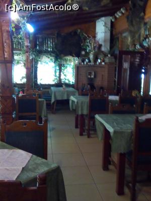 [P11] Restaurantul din interior » foto by GabrielaG
 - 
<span class="allrVoted glyphicon glyphicon-heart hidden" id="av836801"></span>
<a class="m-l-10 hidden" id="sv836801" onclick="voting_Foto_DelVot(,836801,10591)" role="button">șterge vot <span class="glyphicon glyphicon-remove"></span></a>
<a id="v9836801" class=" c-red"  onclick="voting_Foto_SetVot(836801)" role="button"><span class="glyphicon glyphicon-heart-empty"></span> <b>LIKE</b> = Votează poza</a> <img class="hidden"  id="f836801W9" src="/imagini/loader.gif" border="0" /><span class="AjErrMes hidden" id="e836801ErM"></span>