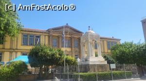 [P48] Mausoleul Martirilor Nationali Ciprioti situat langa Biserica Faneromeni, comemoreaza victimele cipriotilor masacrati de turci in 1821. Adaposteste in special ramasitele arhiepiscopului Ciprului si ale altor episcopi si personalitati notabile, clerici si laici.  » foto by geani anto
 - 
<span class="allrVoted glyphicon glyphicon-heart hidden" id="av1537341"></span>
<a class="m-l-10 hidden" id="sv1537341" onclick="voting_Foto_DelVot(,1537341,10592)" role="button">șterge vot <span class="glyphicon glyphicon-remove"></span></a>
<a id="v91537341" class=" c-red"  onclick="voting_Foto_SetVot(1537341)" role="button"><span class="glyphicon glyphicon-heart-empty"></span> <b>LIKE</b> = Votează poza</a> <img class="hidden"  id="f1537341W9" src="/imagini/loader.gif" border="0" /><span class="AjErrMes hidden" id="e1537341ErM"></span>