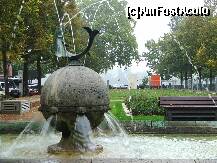 [P04] Fantana si parculet, foarte aproape de malul Rinului » foto by argemi*
 - 
<span class="allrVoted glyphicon glyphicon-heart hidden" id="av275561"></span>
<a class="m-l-10 hidden" id="sv275561" onclick="voting_Foto_DelVot(,275561,10598)" role="button">șterge vot <span class="glyphicon glyphicon-remove"></span></a>
<a id="v9275561" class=" c-red"  onclick="voting_Foto_SetVot(275561)" role="button"><span class="glyphicon glyphicon-heart-empty"></span> <b>LIKE</b> = Votează poza</a> <img class="hidden"  id="f275561W9" src="/imagini/loader.gif" border="0" /><span class="AjErrMes hidden" id="e275561ErM"></span>