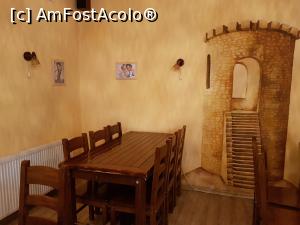 [P03] Apor Pizza&Caffe din Băile Tușnad - imagine din interior.  » foto by Floryn81
 - 
<span class="allrVoted glyphicon glyphicon-heart hidden" id="av1124163"></span>
<a class="m-l-10 hidden" id="sv1124163" onclick="voting_Foto_DelVot(,1124163,10601)" role="button">șterge vot <span class="glyphicon glyphicon-remove"></span></a>
<a id="v91124163" class=" c-red"  onclick="voting_Foto_SetVot(1124163)" role="button"><span class="glyphicon glyphicon-heart-empty"></span> <b>LIKE</b> = Votează poza</a> <img class="hidden"  id="f1124163W9" src="/imagini/loader.gif" border="0" /><span class="AjErrMes hidden" id="e1124163ErM"></span>