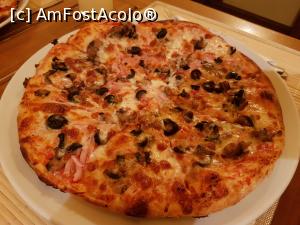 [P07] Pizza Capriciosa - la fel de gustoasă.  » foto by Floryn81
 - 
<span class="allrVoted glyphicon glyphicon-heart hidden" id="av1124167"></span>
<a class="m-l-10 hidden" id="sv1124167" onclick="voting_Foto_DelVot(,1124167,10601)" role="button">șterge vot <span class="glyphicon glyphicon-remove"></span></a>
<a id="v91124167" class=" c-red"  onclick="voting_Foto_SetVot(1124167)" role="button"><span class="glyphicon glyphicon-heart-empty"></span> <b>LIKE</b> = Votează poza</a> <img class="hidden"  id="f1124167W9" src="/imagini/loader.gif" border="0" /><span class="AjErrMes hidden" id="e1124167ErM"></span>