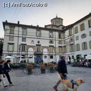 [P42] Bergamo, Città Alta, Piazza Mascheroni, Palazzo Roncalli » foto by mprofeanu
 - 
<span class="allrVoted glyphicon glyphicon-heart hidden" id="av1462810"></span>
<a class="m-l-10 hidden" id="sv1462810" onclick="voting_Foto_DelVot(,1462810,10639)" role="button">șterge vot <span class="glyphicon glyphicon-remove"></span></a>
<a id="v91462810" class=" c-red"  onclick="voting_Foto_SetVot(1462810)" role="button"><span class="glyphicon glyphicon-heart-empty"></span> <b>LIKE</b> = Votează poza</a> <img class="hidden"  id="f1462810W9" src="/imagini/loader.gif" border="0" /><span class="AjErrMes hidden" id="e1462810ErM"></span>