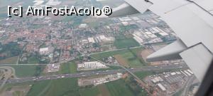 [P01] O primă imagine a zonei Bergamo văzută din avion » foto by Carmen Ion
 - 
<span class="allrVoted glyphicon glyphicon-heart hidden" id="av1372620"></span>
<a class="m-l-10 hidden" id="sv1372620" onclick="voting_Foto_DelVot(,1372620,10639)" role="button">șterge vot <span class="glyphicon glyphicon-remove"></span></a>
<a id="v91372620" class=" c-red"  onclick="voting_Foto_SetVot(1372620)" role="button"><span class="glyphicon glyphicon-heart-empty"></span> <b>LIKE</b> = Votează poza</a> <img class="hidden"  id="f1372620W9" src="/imagini/loader.gif" border="0" /><span class="AjErrMes hidden" id="e1372620ErM"></span>