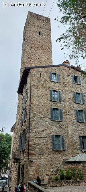 [P17] Piazzetta Luigi Angelini și Torre Gombito » foto by Carmen Ion
 - 
<span class="allrVoted glyphicon glyphicon-heart hidden" id="av1373284"></span>
<a class="m-l-10 hidden" id="sv1373284" onclick="voting_Foto_DelVot(,1373284,10639)" role="button">șterge vot <span class="glyphicon glyphicon-remove"></span></a>
<a id="v91373284" class=" c-red"  onclick="voting_Foto_SetVot(1373284)" role="button"><span class="glyphicon glyphicon-heart-empty"></span> <b>LIKE</b> = Votează poza</a> <img class="hidden"  id="f1373284W9" src="/imagini/loader.gif" border="0" /><span class="AjErrMes hidden" id="e1373284ErM"></span>
