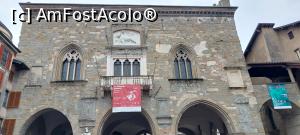 [P22] Palazzo della Ragione » foto by Carmen Ion
 - 
<span class="allrVoted glyphicon glyphicon-heart hidden" id="av1373289"></span>
<a class="m-l-10 hidden" id="sv1373289" onclick="voting_Foto_DelVot(,1373289,10639)" role="button">șterge vot <span class="glyphicon glyphicon-remove"></span></a>
<a id="v91373289" class=" c-red"  onclick="voting_Foto_SetVot(1373289)" role="button"><span class="glyphicon glyphicon-heart-empty"></span> <b>LIKE</b> = Votează poza</a> <img class="hidden"  id="f1373289W9" src="/imagini/loader.gif" border="0" /><span class="AjErrMes hidden" id="e1373289ErM"></span>