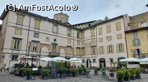 [P81] Piazza Lorenzo Mascheroni și Palazzo Roncalli » foto by Carmen Ion
 - 
<span class="allrVoted glyphicon glyphicon-heart hidden" id="av1373348"></span>
<a class="m-l-10 hidden" id="sv1373348" onclick="voting_Foto_DelVot(,1373348,10639)" role="button">șterge vot <span class="glyphicon glyphicon-remove"></span></a>
<a id="v91373348" class=" c-red"  onclick="voting_Foto_SetVot(1373348)" role="button"><span class="glyphicon glyphicon-heart-empty"></span> <b>LIKE</b> = Votează poza</a> <img class="hidden"  id="f1373348W9" src="/imagini/loader.gif" border="0" /><span class="AjErrMes hidden" id="e1373348ErM"></span>