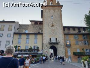 [P39] Intrarea in citadela se face pe sub <strong>Torre della Campanelle</strong>, prin Piazza Mascheroni. Turnul a fost restaurat in secolul al XIX-lea, in timpul ocupatiei austriece. » foto by geani anto
 - 
<span class="allrVoted glyphicon glyphicon-heart hidden" id="av1268967"></span>
<a class="m-l-10 hidden" id="sv1268967" onclick="voting_Foto_DelVot(,1268967,10639)" role="button">șterge vot <span class="glyphicon glyphicon-remove"></span></a>
<a id="v91268967" class=" c-red"  onclick="voting_Foto_SetVot(1268967)" role="button"><span class="glyphicon glyphicon-heart-empty"></span> <b>LIKE</b> = Votează poza</a> <img class="hidden"  id="f1268967W9" src="/imagini/loader.gif" border="0" /><span class="AjErrMes hidden" id="e1268967ErM"></span>