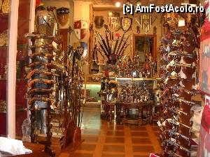 [P06] Toledo, magazin de suveniruri » foto by cryss27
 - 
<span class="allrVoted glyphicon glyphicon-heart hidden" id="av385913"></span>
<a class="m-l-10 hidden" id="sv385913" onclick="voting_Foto_DelVot(,385913,10692)" role="button">șterge vot <span class="glyphicon glyphicon-remove"></span></a>
<a id="v9385913" class=" c-red"  onclick="voting_Foto_SetVot(385913)" role="button"><span class="glyphicon glyphicon-heart-empty"></span> <b>LIKE</b> = Votează poza</a> <img class="hidden"  id="f385913W9" src="/imagini/loader.gif" border="0" /><span class="AjErrMes hidden" id="e385913ErM"></span>