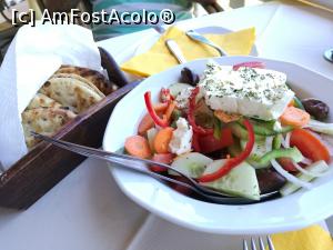 [P12] Salată grecească, bonus morcovi! ;)  » foto by crismis
 - 
<span class="allrVoted glyphicon glyphicon-heart hidden" id="av911282"></span>
<a class="m-l-10 hidden" id="sv911282" onclick="voting_Foto_DelVot(,911282,10695)" role="button">șterge vot <span class="glyphicon glyphicon-remove"></span></a>
<a id="v9911282" class=" c-red"  onclick="voting_Foto_SetVot(911282)" role="button"><span class="glyphicon glyphicon-heart-empty"></span> <b>LIKE</b> = Votează poza</a> <img class="hidden"  id="f911282W9" src="/imagini/loader.gif" border="0" /><span class="AjErrMes hidden" id="e911282ErM"></span>