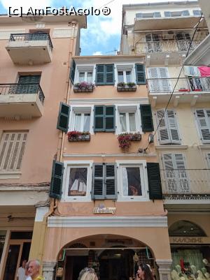 [P25] O clădire în orașul Vechi. » foto by Rodel
 - 
<span class="allrVoted glyphicon glyphicon-heart hidden" id="av1339875"></span>
<a class="m-l-10 hidden" id="sv1339875" onclick="voting_Foto_DelVot(,1339875,10697)" role="button">șterge vot <span class="glyphicon glyphicon-remove"></span></a>
<a id="v91339875" class=" c-red"  onclick="voting_Foto_SetVot(1339875)" role="button"><span class="glyphicon glyphicon-heart-empty"></span> <b>LIKE</b> = Votează poza</a> <img class="hidden"  id="f1339875W9" src="/imagini/loader.gif" border="0" /><span class="AjErrMes hidden" id="e1339875ErM"></span>