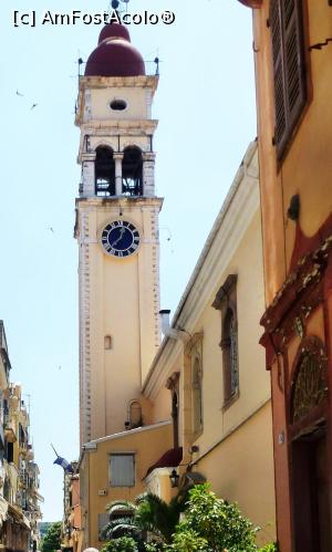 [P04] Turnul-clopotniţă şi Biserica Sfântul Spiridon. Biserica este o basilică în stil veneţian, arhitectura amintind de Biserica Sfântu Gheorghe din Veneţia.  » foto by Lucien
 - 
<span class="allrVoted glyphicon glyphicon-heart hidden" id="av747194"></span>
<a class="m-l-10 hidden" id="sv747194" onclick="voting_Foto_DelVot(,747194,10697)" role="button">șterge vot <span class="glyphicon glyphicon-remove"></span></a>
<a id="v9747194" class=" c-red"  onclick="voting_Foto_SetVot(747194)" role="button"><span class="glyphicon glyphicon-heart-empty"></span> <b>LIKE</b> = Votează poza</a> <img class="hidden"  id="f747194W9" src="/imagini/loader.gif" border="0" /><span class="AjErrMes hidden" id="e747194ErM"></span>