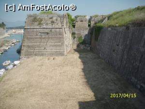 [P42] O parte a fortului.  » foto by puiutea
 - 
<span class="allrVoted glyphicon glyphicon-heart hidden" id="av848529"></span>
<a class="m-l-10 hidden" id="sv848529" onclick="voting_Foto_DelVot(,848529,10697)" role="button">șterge vot <span class="glyphicon glyphicon-remove"></span></a>
<a id="v9848529" class=" c-red"  onclick="voting_Foto_SetVot(848529)" role="button"><span class="glyphicon glyphicon-heart-empty"></span> <b>LIKE</b> = Votează poza</a> <img class="hidden"  id="f848529W9" src="/imagini/loader.gif" border="0" /><span class="AjErrMes hidden" id="e848529ErM"></span>