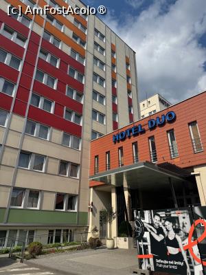 [P08] Intrarea in hotel » foto by Trank
 - 
<span class="allrVoted glyphicon glyphicon-heart hidden" id="av1510362"></span>
<a class="m-l-10 hidden" id="sv1510362" onclick="voting_Foto_DelVot(,1510362,10727)" role="button">șterge vot <span class="glyphicon glyphicon-remove"></span></a>
<a id="v91510362" class=" c-red"  onclick="voting_Foto_SetVot(1510362)" role="button"><span class="glyphicon glyphicon-heart-empty"></span> <b>LIKE</b> = Votează poza</a> <img class="hidden"  id="f1510362W9" src="/imagini/loader.gif" border="0" /><span class="AjErrMes hidden" id="e1510362ErM"></span>