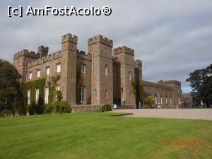 [P02] Scone Palace - Locul de încoronare a regilor scoțieni. Vedere din parcare.  » foto by iulianic
 - 
<span class="allrVoted glyphicon glyphicon-heart hidden" id="av850439"></span>
<a class="m-l-10 hidden" id="sv850439" onclick="voting_Foto_DelVot(,850439,10793)" role="button">șterge vot <span class="glyphicon glyphicon-remove"></span></a>
<a id="v9850439" class=" c-red"  onclick="voting_Foto_SetVot(850439)" role="button"><span class="glyphicon glyphicon-heart-empty"></span> <b>LIKE</b> = Votează poza</a> <img class="hidden"  id="f850439W9" src="/imagini/loader.gif" border="0" /><span class="AjErrMes hidden" id="e850439ErM"></span>
