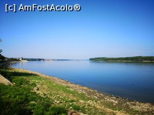 [P05] Dunărea la Silistra » foto by crismis
 - 
<span class="allrVoted glyphicon glyphicon-heart hidden" id="av1099860"></span>
<a class="m-l-10 hidden" id="sv1099860" onclick="voting_Foto_DelVot(,1099860,10840)" role="button">șterge vot <span class="glyphicon glyphicon-remove"></span></a>
<a id="v91099860" class=" c-red"  onclick="voting_Foto_SetVot(1099860)" role="button"><span class="glyphicon glyphicon-heart-empty"></span> <b>LIKE</b> = Votează poza</a> <img class="hidden"  id="f1099860W9" src="/imagini/loader.gif" border="0" /><span class="AjErrMes hidden" id="e1099860ErM"></span>