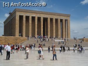 [P46] mausoleul ataturk » foto by d.croitoru
 - 
<span class="allrVoted glyphicon glyphicon-heart hidden" id="av1088764"></span>
<a class="m-l-10 hidden" id="sv1088764" onclick="voting_Foto_DelVot(,1088764,10840)" role="button">șterge vot <span class="glyphicon glyphicon-remove"></span></a>
<a id="v91088764" class=" c-red"  onclick="voting_Foto_SetVot(1088764)" role="button"><span class="glyphicon glyphicon-heart-empty"></span> <b>LIKE</b> = Votează poza</a> <img class="hidden"  id="f1088764W9" src="/imagini/loader.gif" border="0" /><span class="AjErrMes hidden" id="e1088764ErM"></span>