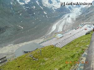 [P37] Ghetarul Glockner... sau ce a mai ramas din el (jos se vede si parcarea pe 4 nivele)  » foto by atti_sz
 - 
<span class="allrVoted glyphicon glyphicon-heart hidden" id="av344011"></span>
<a class="m-l-10 hidden" id="sv344011" onclick="voting_Foto_DelVot(,344011,10868)" role="button">șterge vot <span class="glyphicon glyphicon-remove"></span></a>
<a id="v9344011" class=" c-red"  onclick="voting_Foto_SetVot(344011)" role="button"><span class="glyphicon glyphicon-heart-empty"></span> <b>LIKE</b> = Votează poza</a> <img class="hidden"  id="f344011W9" src="/imagini/loader.gif" border="0" /><span class="AjErrMes hidden" id="e344011ErM"></span>