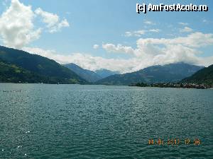[P62] Lacul Zell am See » foto by atti_sz
 - 
<span class="allrVoted glyphicon glyphicon-heart hidden" id="av344036"></span>
<a class="m-l-10 hidden" id="sv344036" onclick="voting_Foto_DelVot(,344036,10868)" role="button">șterge vot <span class="glyphicon glyphicon-remove"></span></a>
<a id="v9344036" class=" c-red"  onclick="voting_Foto_SetVot(344036)" role="button"><span class="glyphicon glyphicon-heart-empty"></span> <b>LIKE</b> = Votează poza</a> <img class="hidden"  id="f344036W9" src="/imagini/loader.gif" border="0" /><span class="AjErrMes hidden" id="e344036ErM"></span>