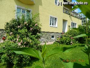 [P70] O curte superba in Zell am See » foto by atti_sz
 - 
<span class="allrVoted glyphicon glyphicon-heart hidden" id="av344044"></span>
<a class="m-l-10 hidden" id="sv344044" onclick="voting_Foto_DelVot(,344044,10868)" role="button">șterge vot <span class="glyphicon glyphicon-remove"></span></a>
<a id="v9344044" class=" c-red"  onclick="voting_Foto_SetVot(344044)" role="button"><span class="glyphicon glyphicon-heart-empty"></span> <b>LIKE</b> = Votează poza</a> <img class="hidden"  id="f344044W9" src="/imagini/loader.gif" border="0" /><span class="AjErrMes hidden" id="e344044ErM"></span>