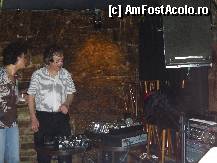 [P02] Dj-ul clubului din seara respectiva » foto by noriega
 - 
<span class="allrVoted glyphicon glyphicon-heart hidden" id="av290025"></span>
<a class="m-l-10 hidden" id="sv290025" onclick="voting_Foto_DelVot(,290025,10913)" role="button">șterge vot <span class="glyphicon glyphicon-remove"></span></a>
<a id="v9290025" class=" c-red"  onclick="voting_Foto_SetVot(290025)" role="button"><span class="glyphicon glyphicon-heart-empty"></span> <b>LIKE</b> = Votează poza</a> <img class="hidden"  id="f290025W9" src="/imagini/loader.gif" border="0" /><span class="AjErrMes hidden" id="e290025ErM"></span>