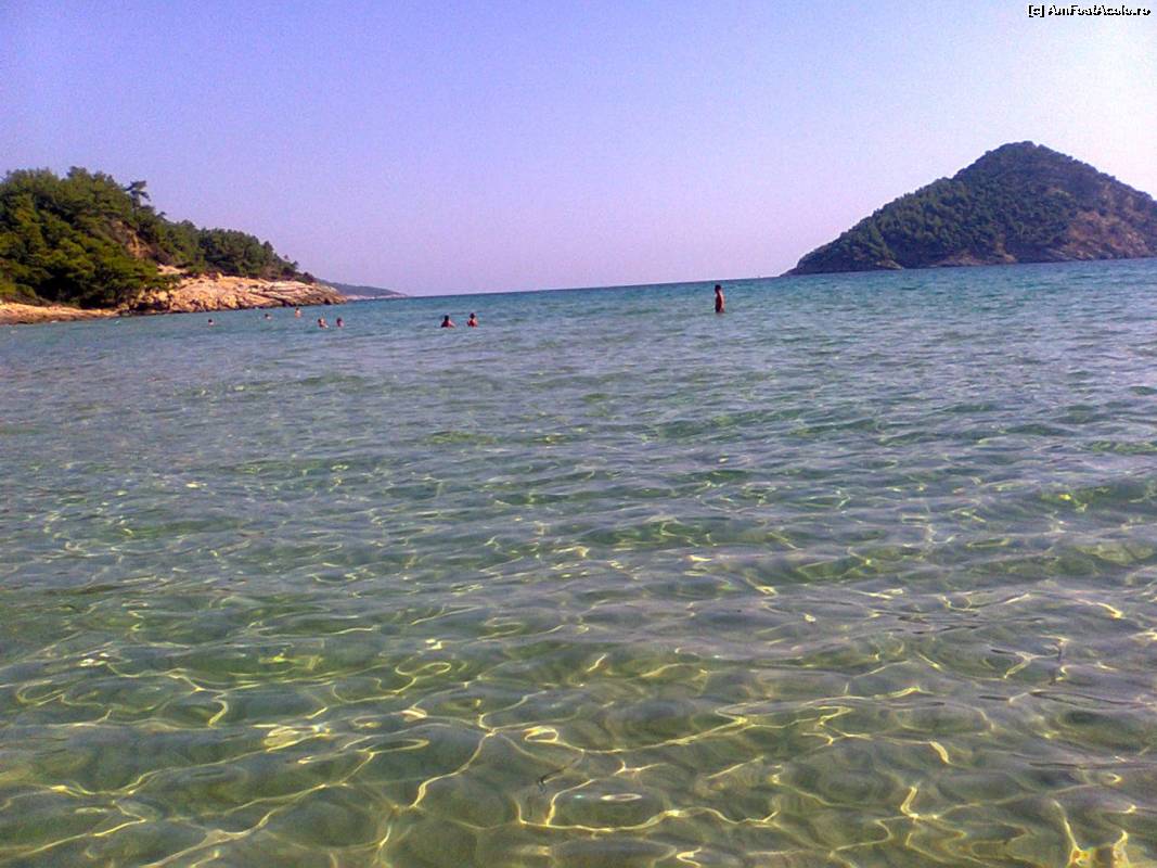 [P16] Paradise Beach » foto by Lilian
 - 
<span class="allrVoted glyphicon glyphicon-heart hidden" id="av550927"></span>
<a class="m-l-10 hidden" id="sv550927" onclick="voting_Foto_DelVot(,550927,10943)" role="button">șterge vot <span class="glyphicon glyphicon-remove"></span></a>
<a id="v9550927" class=" c-red"  onclick="voting_Foto_SetVot(550927)" role="button"><span class="glyphicon glyphicon-heart-empty"></span> <b>LIKE</b> = Votează poza</a> <img class="hidden"  id="f550927W9" src="/imagini/loader.gif" border="0" /><span class="AjErrMes hidden" id="e550927ErM"></span>