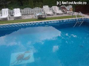 [P06] Piscina cu un nor reflectat in apa atat de curata.  » foto by Eugenia65
 - 
<span class="allrVoted glyphicon glyphicon-heart hidden" id="av349355"></span>
<a class="m-l-10 hidden" id="sv349355" onclick="voting_Foto_DelVot(,349355,10975)" role="button">șterge vot <span class="glyphicon glyphicon-remove"></span></a>
<a id="v9349355" class=" c-red"  onclick="voting_Foto_SetVot(349355)" role="button"><span class="glyphicon glyphicon-heart-empty"></span> <b>LIKE</b> = Votează poza</a> <img class="hidden"  id="f349355W9" src="/imagini/loader.gif" border="0" /><span class="AjErrMes hidden" id="e349355ErM"></span>