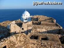 [P08] poza preluata de pe http://astypalaia.com
Castro venetian si biserica Agios Georgios » foto by webmaster
 - 
<span class="allrVoted glyphicon glyphicon-heart hidden" id="av292923"></span>
<a class="m-l-10 hidden" id="sv292923" onclick="voting_Foto_DelVot(,292923,10991)" role="button">șterge vot <span class="glyphicon glyphicon-remove"></span></a>
<a id="v9292923" class=" c-red"  onclick="voting_Foto_SetVot(292923)" role="button"><span class="glyphicon glyphicon-heart-empty"></span> <b>LIKE</b> = Votează poza</a> <img class="hidden"  id="f292923W9" src="/imagini/loader.gif" border="0" /><span class="AjErrMes hidden" id="e292923ErM"></span>