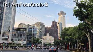 [P02] Desi la inceput era un oras subdezvoltat, Shanghai a fost unul dintre cele mai vechi orase din China care si-a deschis porturile pentru comert. Acest pas a adus prosperitatea orasului, astazi fiind un punct fierbinte pentru atractiile turistice si un exemplu excelent de oras de succes. » foto by geani anto
 - 
<span class="allrVoted glyphicon glyphicon-heart hidden" id="av1506768"></span>
<a class="m-l-10 hidden" id="sv1506768" onclick="voting_Foto_DelVot(,1506768,11037)" role="button">șterge vot <span class="glyphicon glyphicon-remove"></span></a>
<a id="v91506768" class=" c-red"  onclick="voting_Foto_SetVot(1506768)" role="button"><span class="glyphicon glyphicon-heart-empty"></span> <b>LIKE</b> = Votează poza</a> <img class="hidden"  id="f1506768W9" src="/imagini/loader.gif" border="0" /><span class="AjErrMes hidden" id="e1506768ErM"></span>