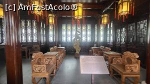 [P54] Turnul Han Bi este construit din lemn fin de nanmu, de cea mai buna calitate, din Myanmar, cu decoratiuni deosebite. Grinzile si capriorii sunt sculptati cu peste 100 de tipuri de modele florale si 40 de ilustratii, fiind numit si turnul sculptat Nanmu.  » foto by geani anto
 - 
<span class="allrVoted glyphicon glyphicon-heart hidden" id="av1508459"></span>
<a class="m-l-10 hidden" id="sv1508459" onclick="voting_Foto_DelVot(,1508459,11037)" role="button">șterge vot <span class="glyphicon glyphicon-remove"></span></a>
<a id="v91508459" class=" c-red"  onclick="voting_Foto_SetVot(1508459)" role="button"><span class="glyphicon glyphicon-heart-empty"></span> <b>LIKE</b> = Votează poza</a> <img class="hidden"  id="f1508459W9" src="/imagini/loader.gif" border="0" /><span class="AjErrMes hidden" id="e1508459ErM"></span>