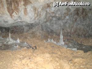 [P22] Tot în Sala Ghețarului.  » foto by Utube
 - 
<span class="allrVoted glyphicon glyphicon-heart hidden" id="av408311"></span>
<a class="m-l-10 hidden" id="sv408311" onclick="voting_Foto_DelVot(,408311,11045)" role="button">șterge vot <span class="glyphicon glyphicon-remove"></span></a>
<a id="v9408311" class=" c-red"  onclick="voting_Foto_SetVot(408311)" role="button"><span class="glyphicon glyphicon-heart-empty"></span> <b>LIKE</b> = Votează poza</a> <img class="hidden"  id="f408311W9" src="/imagini/loader.gif" border="0" /><span class="AjErrMes hidden" id="e408311ErM"></span>