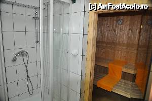 [P13] Intrarea la sauna, situata tot la demisol, vis-avis de sala de mic dejun » foto by Catzus
 - 
<span class="allrVoted glyphicon glyphicon-heart hidden" id="av449429"></span>
<a class="m-l-10 hidden" id="sv449429" onclick="voting_Foto_DelVot(,449429,11064)" role="button">șterge vot <span class="glyphicon glyphicon-remove"></span></a>
<a id="v9449429" class=" c-red"  onclick="voting_Foto_SetVot(449429)" role="button"><span class="glyphicon glyphicon-heart-empty"></span> <b>LIKE</b> = Votează poza</a> <img class="hidden"  id="f449429W9" src="/imagini/loader.gif" border="0" /><span class="AjErrMes hidden" id="e449429ErM"></span>