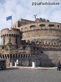 [P21] Castel San Angelo » foto by VALIADA
 - 
<span class="allrVoted glyphicon glyphicon-heart hidden" id="av296613"></span>
<a class="m-l-10 hidden" id="sv296613" onclick="voting_Foto_DelVot(,296613,11075)" role="button">șterge vot <span class="glyphicon glyphicon-remove"></span></a>
<a id="v9296613" class=" c-red"  onclick="voting_Foto_SetVot(296613)" role="button"><span class="glyphicon glyphicon-heart-empty"></span> <b>LIKE</b> = Votează poza</a> <img class="hidden"  id="f296613W9" src="/imagini/loader.gif" border="0" /><span class="AjErrMes hidden" id="e296613ErM"></span>