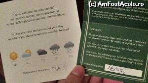 [P18] Atentia la detalii : in fiecare seara camerista face curat si lasa bomboane, date meteo pentru maine si informatii suplimentare care pot fi utile » foto by axel114
 - 
<span class="allrVoted glyphicon glyphicon-heart hidden" id="av560564"></span>
<a class="m-l-10 hidden" id="sv560564" onclick="voting_Foto_DelVot(,560564,11139)" role="button">șterge vot <span class="glyphicon glyphicon-remove"></span></a>
<a id="v9560564" class=" c-red"  onclick="voting_Foto_SetVot(560564)" role="button"><span class="glyphicon glyphicon-heart-empty"></span> <b>LIKE</b> = Votează poza</a> <img class="hidden"  id="f560564W9" src="/imagini/loader.gif" border="0" /><span class="AjErrMes hidden" id="e560564ErM"></span>