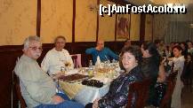 [P02] In prim plan alina 53 cu sotul ei, sotul meu in alb si sotul lui spezam. » foto by balasa violeta
 - 
<span class="allrVoted glyphicon glyphicon-heart hidden" id="av302498"></span>
<a class="m-l-10 hidden" id="sv302498" onclick="voting_Foto_DelVot(,302498,11176)" role="button">șterge vot <span class="glyphicon glyphicon-remove"></span></a>
<a id="v9302498" class=" c-red"  onclick="voting_Foto_SetVot(302498)" role="button"><span class="glyphicon glyphicon-heart-empty"></span> <b>LIKE</b> = Votează poza</a> <img class="hidden"  id="f302498W9" src="/imagini/loader.gif" border="0" /><span class="AjErrMes hidden" id="e302498ErM"></span>