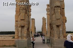 [P09] Persepolis, Poarta Națiunilor, Am Fost Acolo » foto by mprofeanu
 - 
<span class="allrVoted glyphicon glyphicon-heart hidden" id="av876027"></span>
<a class="m-l-10 hidden" id="sv876027" onclick="voting_Foto_DelVot(,876027,11195)" role="button">șterge vot <span class="glyphicon glyphicon-remove"></span></a>
<a id="v9876027" class=" c-red"  onclick="voting_Foto_SetVot(876027)" role="button"><span class="glyphicon glyphicon-heart-empty"></span> <b>LIKE</b> = Votează poza</a> <img class="hidden"  id="f876027W9" src="/imagini/loader.gif" border="0" /><span class="AjErrMes hidden" id="e876027ErM"></span>