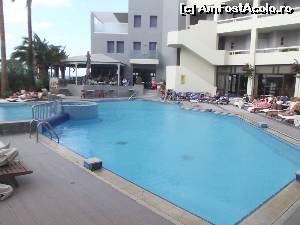 [P03]  -- <small>// FĂRĂ DESCRIERE</small> » foto by Andox
 - 
<span class="allrVoted glyphicon glyphicon-heart hidden" id="av603400"></span>
<a class="m-l-10 hidden" id="sv603400" onclick="voting_Foto_DelVot(,603400,11272)" role="button">șterge vot <span class="glyphicon glyphicon-remove"></span></a>
<a id="v9603400" class=" c-red"  onclick="voting_Foto_SetVot(603400)" role="button"><span class="glyphicon glyphicon-heart-empty"></span> <b>LIKE</b> = Votează poza</a> <img class="hidden"  id="f603400W9" src="/imagini/loader.gif" border="0" /><span class="AjErrMes hidden" id="e603400ErM"></span>