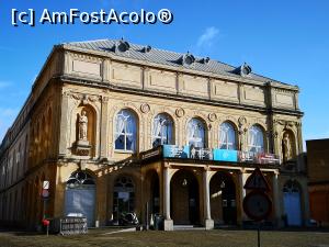 [P11] Teatrul Regal din Namur » foto by crismis
 - 
<span class="allrVoted glyphicon glyphicon-heart hidden" id="av1061343"></span>
<a class="m-l-10 hidden" id="sv1061343" onclick="voting_Foto_DelVot(,1061343,11324)" role="button">șterge vot <span class="glyphicon glyphicon-remove"></span></a>
<a id="v91061343" class=" c-red"  onclick="voting_Foto_SetVot(1061343)" role="button"><span class="glyphicon glyphicon-heart-empty"></span> <b>LIKE</b> = Votează poza</a> <img class="hidden"  id="f1061343W9" src="/imagini/loader.gif" border="0" /><span class="AjErrMes hidden" id="e1061343ErM"></span>