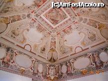 [P02] Italia - Tivoli - Vila d'Este - tavanul primei sali din vila » foto by Diaura*
 - 
<span class="allrVoted glyphicon glyphicon-heart hidden" id="av308384"></span>
<a class="m-l-10 hidden" id="sv308384" onclick="voting_Foto_DelVot(,308384,11366)" role="button">șterge vot <span class="glyphicon glyphicon-remove"></span></a>
<a id="v9308384" class=" c-red"  onclick="voting_Foto_SetVot(308384)" role="button"><span class="glyphicon glyphicon-heart-empty"></span> <b>LIKE</b> = Votează poza</a> <img class="hidden"  id="f308384W9" src="/imagini/loader.gif" border="0" /><span class="AjErrMes hidden" id="e308384ErM"></span>