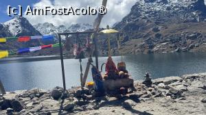 [P33] Lacul Gosaikunda » foto by Mika
 - 
<span class="allrVoted glyphicon glyphicon-heart hidden" id="av1505249"></span>
<a class="m-l-10 hidden" id="sv1505249" onclick="voting_Foto_DelVot(,1505249,11367)" role="button">șterge vot <span class="glyphicon glyphicon-remove"></span></a>
<a id="v91505249" class=" c-red"  onclick="voting_Foto_SetVot(1505249)" role="button"><span class="glyphicon glyphicon-heart-empty"></span> <b>LIKE</b> = Votează poza</a> <img class="hidden"  id="f1505249W9" src="/imagini/loader.gif" border="0" /><span class="AjErrMes hidden" id="e1505249ErM"></span>