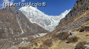 [P72] Vârful Langtang » foto by Mika
 - 
<span class="allrVoted glyphicon glyphicon-heart hidden" id="av1506056"></span>
<a class="m-l-10 hidden" id="sv1506056" onclick="voting_Foto_DelVot(,1506056,11367)" role="button">șterge vot <span class="glyphicon glyphicon-remove"></span></a>
<a id="v91506056" class=" c-red"  onclick="voting_Foto_SetVot(1506056)" role="button"><span class="glyphicon glyphicon-heart-empty"></span> <b>LIKE</b> = Votează poza</a> <img class="hidden"  id="f1506056W9" src="/imagini/loader.gif" border="0" /><span class="AjErrMes hidden" id="e1506056ErM"></span>