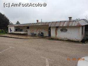 [P22] Peștera Măgura - Motelul - restaurant abandonat.  » foto by iulianic
 - 
<span class="allrVoted glyphicon glyphicon-heart hidden" id="av969700"></span>
<a class="m-l-10 hidden" id="sv969700" onclick="voting_Foto_DelVot(,969700,11404)" role="button">șterge vot <span class="glyphicon glyphicon-remove"></span></a>
<a id="v9969700" class=" c-red"  onclick="voting_Foto_SetVot(969700)" role="button"><span class="glyphicon glyphicon-heart-empty"></span> <b>LIKE</b> = Votează poza</a> <img class="hidden"  id="f969700W9" src="/imagini/loader.gif" border="0" /><span class="AjErrMes hidden" id="e969700ErM"></span>