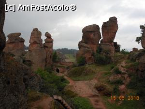 [P16] Kaleto și stâncile Belogradchik - Pădure de stânci roșcate.  » foto by iulianic
 - 
<span class="allrVoted glyphicon glyphicon-heart hidden" id="av977618"></span>
<a class="m-l-10 hidden" id="sv977618" onclick="voting_Foto_DelVot(,977618,11404)" role="button">șterge vot <span class="glyphicon glyphicon-remove"></span></a>
<a id="v9977618" class=" c-red"  onclick="voting_Foto_SetVot(977618)" role="button"><span class="glyphicon glyphicon-heart-empty"></span> <b>LIKE</b> = Votează poza</a> <img class="hidden"  id="f977618W9" src="/imagini/loader.gif" border="0" /><span class="AjErrMes hidden" id="e977618ErM"></span>