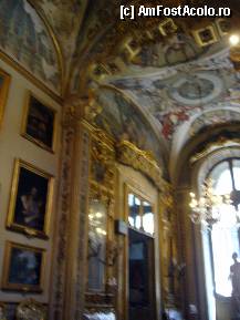 [P21] Galeria Doria Pamphilj, Prima Galerie - intrarea care se vede este cea care duce spre Cabinetul Velaschez » foto by magdalena
 - 
<span class="allrVoted glyphicon glyphicon-heart hidden" id="av284338"></span>
<a class="m-l-10 hidden" id="sv284338" onclick="voting_Foto_DelVot(,284338,11412)" role="button">șterge vot <span class="glyphicon glyphicon-remove"></span></a>
<a id="v9284338" class=" c-red"  onclick="voting_Foto_SetVot(284338)" role="button"><span class="glyphicon glyphicon-heart-empty"></span> <b>LIKE</b> = Votează poza</a> <img class="hidden"  id="f284338W9" src="/imagini/loader.gif" border="0" /><span class="AjErrMes hidden" id="e284338ErM"></span>