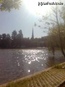 [P11] Vedere cu biserica ,,Pogorarea Sfantului Duh '' - un dar dumnezeiesc , mangaind lacul ,cu razele sale. » foto by Marian Preda
 - 
<span class="allrVoted glyphicon glyphicon-heart hidden" id="av250777"></span>
<a class="m-l-10 hidden" id="sv250777" onclick="voting_Foto_DelVot(,250777,11447)" role="button">șterge vot <span class="glyphicon glyphicon-remove"></span></a>
<a id="v9250777" class=" c-red"  onclick="voting_Foto_SetVot(250777)" role="button"><span class="glyphicon glyphicon-heart-empty"></span> <b>LIKE</b> = Votează poza</a> <img class="hidden"  id="f250777W9" src="/imagini/loader.gif" border="0" /><span class="AjErrMes hidden" id="e250777ErM"></span>