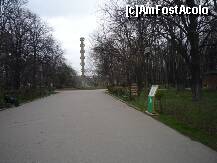 [P32] Parcul Herăstrău - intrarea de la Piaţa Presei. » foto by Dragoș_MD
 - 
<span class="allrVoted glyphicon glyphicon-heart hidden" id="av192067"></span>
<a class="m-l-10 hidden" id="sv192067" onclick="voting_Foto_DelVot(,192067,11447)" role="button">șterge vot <span class="glyphicon glyphicon-remove"></span></a>
<a id="v9192067" class=" c-red"  onclick="voting_Foto_SetVot(192067)" role="button"><span class="glyphicon glyphicon-heart-empty"></span> <b>LIKE</b> = Votează poza</a> <img class="hidden"  id="f192067W9" src="/imagini/loader.gif" border="0" /><span class="AjErrMes hidden" id="e192067ErM"></span>